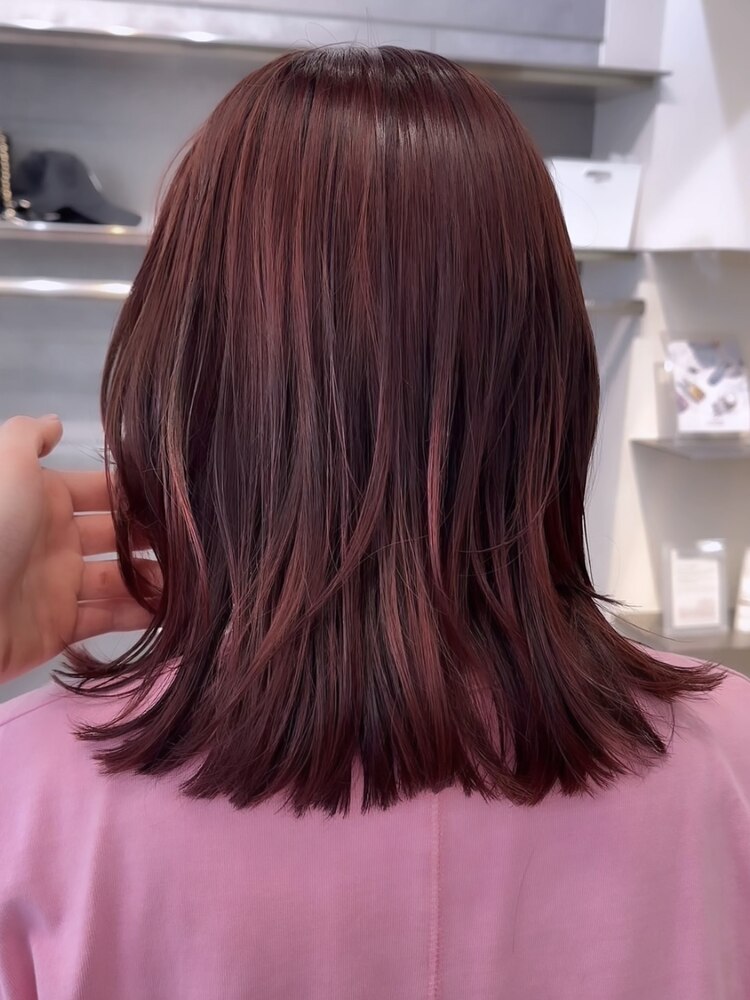 ワインレッド ボルドーカラー ブリーチなし イルミナカラー 銀座 L206484229 ダブ ギンザ DaB ginza のヘアスタイル