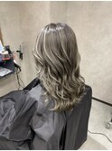 バレイヤージュ、ハイライト、レイヤーロング、グレーベージュ