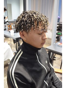 シェノン オム 梅田(CHAINON HOMME) MENSHAIR/特殊パーマ/針金パーマ/針金ツイストスパイラル