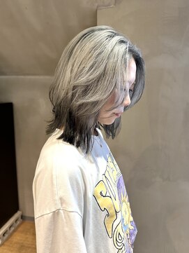 ニキータ(Nikiita) 〈コントラスト毛先カラー〉