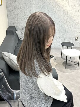 ローレン(Lolen.) シアグレージュ×小顔に見せるレイヤーカット