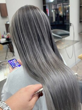 エミーバイモアムー(Emmie byMoremuu) 【ギャルの救世主】バレイヤージュ