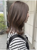 〈Tierra毛利仁美〉伸ばしかけの方にも！外ハネミディ