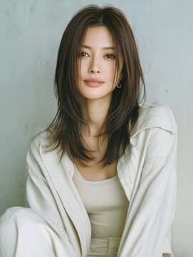 アルトリスト(Altruist Aging×HAIR&SPA) ★ダークアッシュ大人ガーリーボブ着物ミディアムレイヤーカット