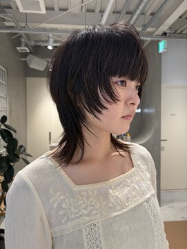 テクネ 天神大名(techne) 天神大名ウルフカットウルフレイヤーくびれヘア顔周りレイヤー