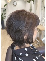 プラウドヘアー(Proud hair)&nbsp;くびれ/レイヤー/ショート/低刺激白髪染めルビオナカラー/パーマ