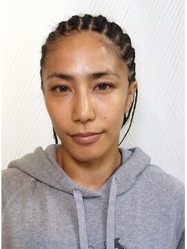 美容室 ティダ(Thida) 全頭ストレートコーンロウ【 蒲田 Thida 】