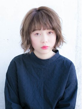 ルティア(Lutia) シースルーバング ひし形シルエット