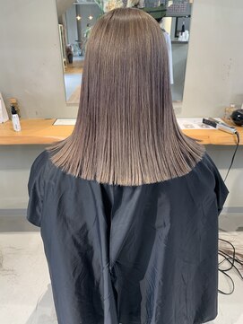 ニキータ(Nikiita) milk tea grage