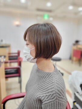 e.m.a プレミアムビューティーサロン 栄駅店(e.m.a PREMIUM BEAUTY SALON) ミニボブ
