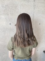 ゼロプラス(ZERO +)&nbsp;明るめオリーブベージュ