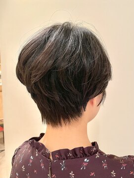 ビュートリアム265(BEAUTRIUM 265) くびれショート/マッシュショート/大人ショート 30代40代髪型