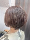 ショートボブ