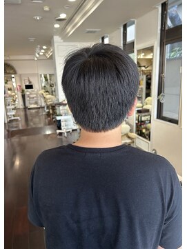 エマニエル(emanuel) ショートスクールカット