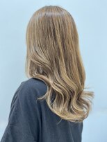 ヘアジーナ(Hair Jina)&nbsp;ハイトーンベージュのハイライトカラー☆