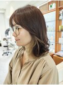 外ハネ/くびれ/ミディアム/ハイトーン/ママ/インナーカラー/小顔