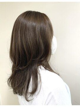 アズール 草加(azule) 大人女性おすすめ ロングヘア レイヤー