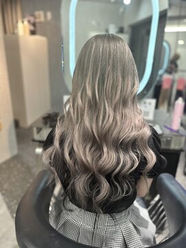 ラニシス ヘアー(Lanisis Hair) ギャルはハイトーン!大人気スタイル!
