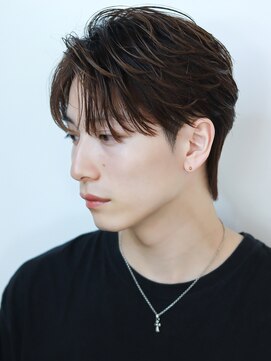 オーシャントーキョー サニー 原宿(OCEAN TOKYO Sunny) フェザーパーマセンターパートニュアンスパーマ韓国マッシュ黒髪