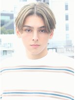 ジジバイワースホワイル(jiji by WORTH WHILE) 刈り上げセンターパートサーフカールフェザーパーママレットヘア