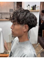 オムファミーユラグ(homme, famille raugh) シャドウパーマ×マッシュスタイル