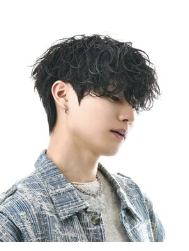 アストラ(ASTRA) MEN’S HAIR/波巻きツイストスパイラル/リバースセンターパート