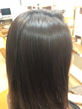 ノーティス(noTice) 10代20代♪ジェンダーレス☆透明感セピアベージュ