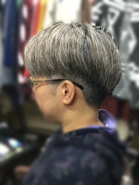 美容室 ズーム(ZOOM) ショートグラデーション