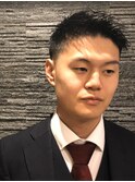 ツーブロックビジネスショートレイヤーかき上げコンマヘア