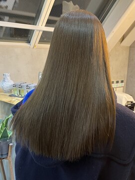 ロンド 表参道店(Lond) オーダーNo.1 透明感たっぷり 赤みゼロオリーブベージュ