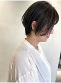 シークレットhighlight、襟をおさめた大人女性ショート［谷合
