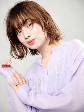 ビィシャイン 滝野店 レイヤーくびれボブ