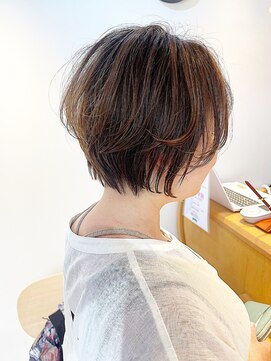 モリオ フロム ロンドン 成増店 【morio成増 セリザワ】ショートボブ 軽め プリカール