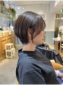 フェザーバングと丸みとくびれショート