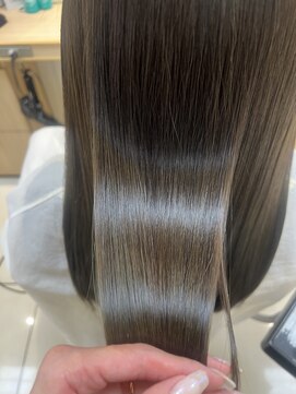 アッシュ 北千住店(Ash) オリーブグレージュカラー