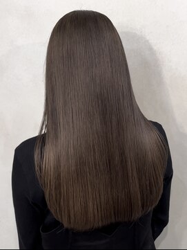 イル(iLu.) ヘーゼルブラウンココアブラウンチャコールグレー