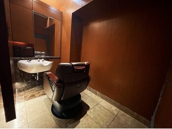 ヘアモード キクチ 銀座店の写真/シェービングはもちろん、リラクゼーションメニューも豊富[銀座/メンズ/バーバー]