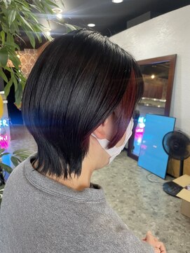 ヘアリゾート マンゴスティン(hair resort Mangosteen) インナーカラー＋ショートウルフ風スタイル◎