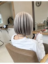 アルーナビューティデザイン&nbsp;アンブレラカラー×白髪ぼかし