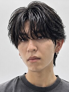 リット(lit.) MEN’S HAIR/サーフカール/刈り上げセンターパート/守谷