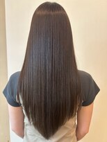 カミソメヤイロドリ(髪染やIRO-D-ORI)&nbsp;ダークブラウン 髪質改善トリートメント ストレート 20代 艶髪