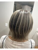 ティエル(tiers)&nbsp;シャドールーツ×グレージュ