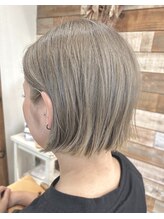 アール(hair salon R.) 『R.』のグレージュワンレンボブ