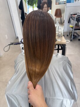 エモ(emo) 艶髪縮毛矯正