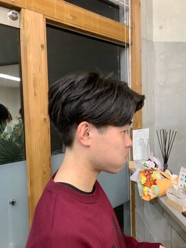 エゴ(ego) 毛流れセンターパート