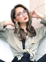 リティアンドビューティースタジオモッズシブヤ(LITTY&beauty studio M.O.D shibuya)&nbsp;インナーカラーグレージュ　フェミニンロング