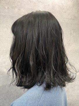 ラテ 渋谷(LATTE) 《暗めでも透明感》アッシュグレー