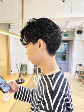 ローレン(LOREN) ベリーショート/ダークアッシュ/ニュアンスパーマ/韓国マッシュ