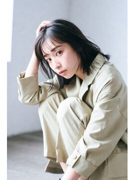 コートフィールエー(CO_T feel.a) 凛とした美しさ「地毛風グレージュ×外ハネボブ」