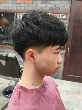 スリーセント 栄(3/cent) フリンジカット/テーパーフェード